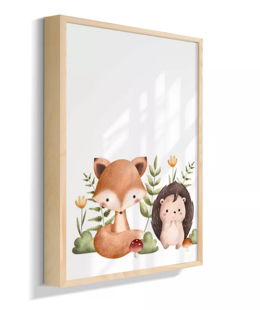 Raposa e porco espinho no bosque