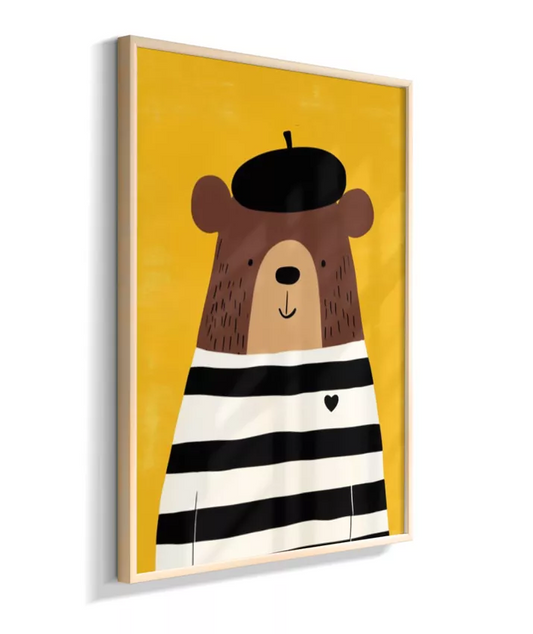 Urso com casaco listrado p/b e boina (fundo amarelo pintado)