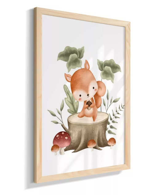 Raposa no bosque com cogumelos