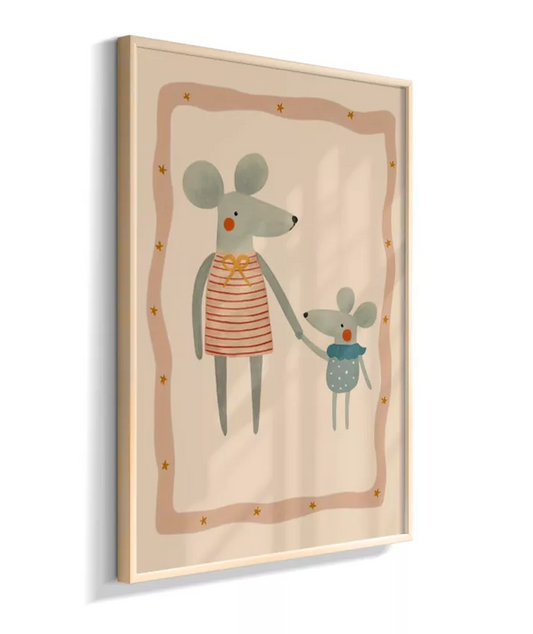 Mamãe ratinha com seu filhote