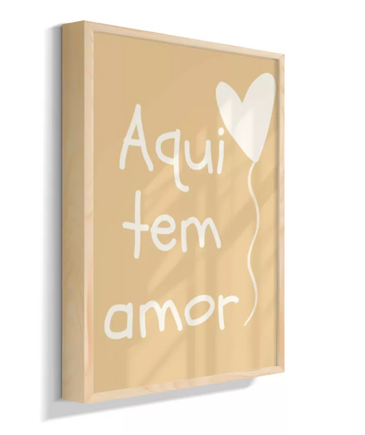 Aqui tem amor! (fundo amarelo)