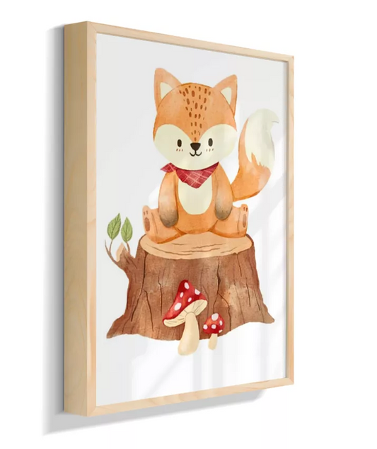 Raposa no bosque com cogumelos