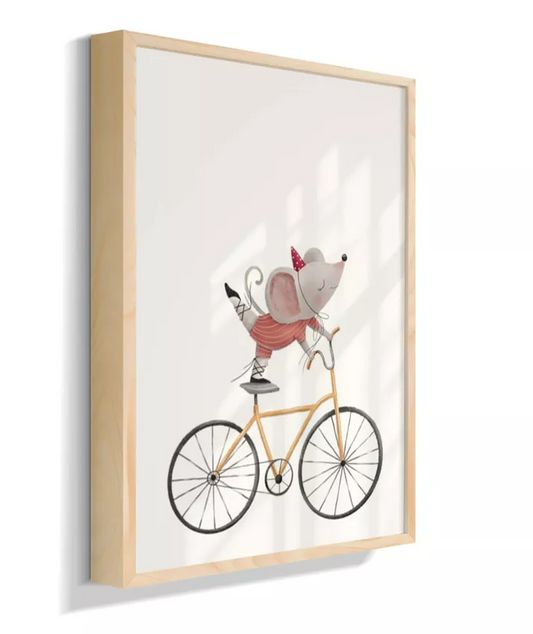 Ratinha na bicicleta