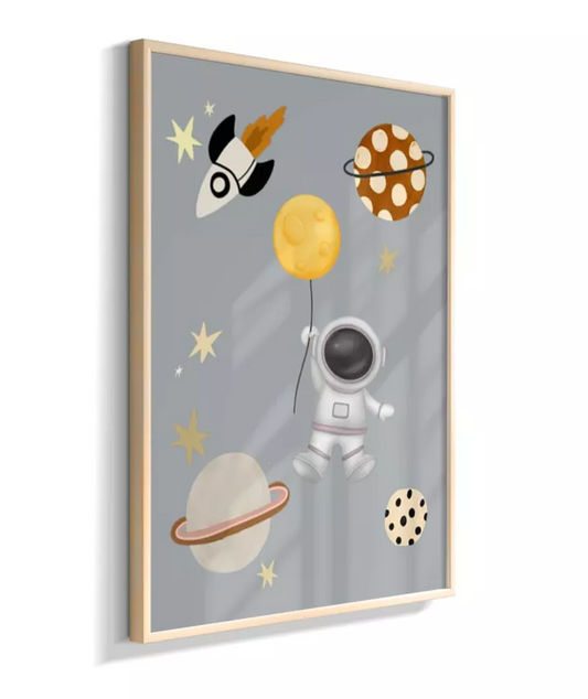 Astronauta com balão da lua no meio do espaço