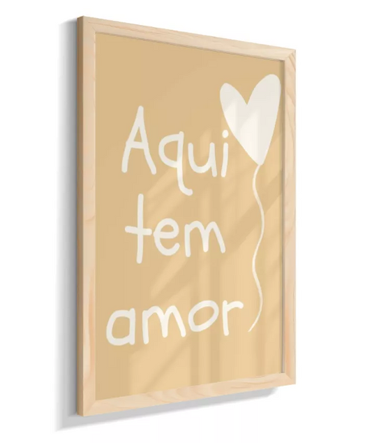 Aqui tem amor! (fundo amarelo)