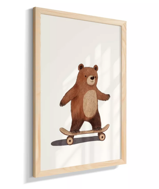 Urso skatista (fundo neutro)