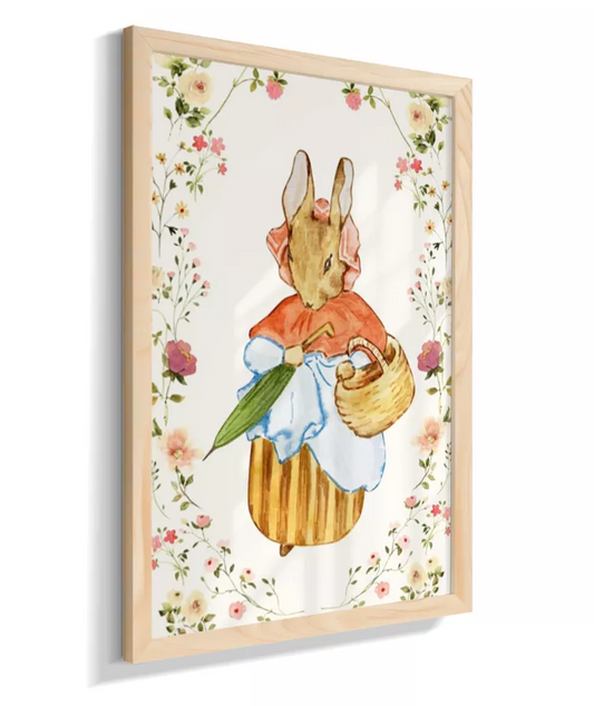 Coelha (Peter Rabbit, moldura de flores)