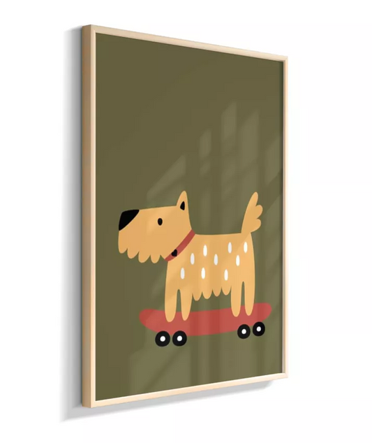 Cachorro no skate (fundo verde musgo)
